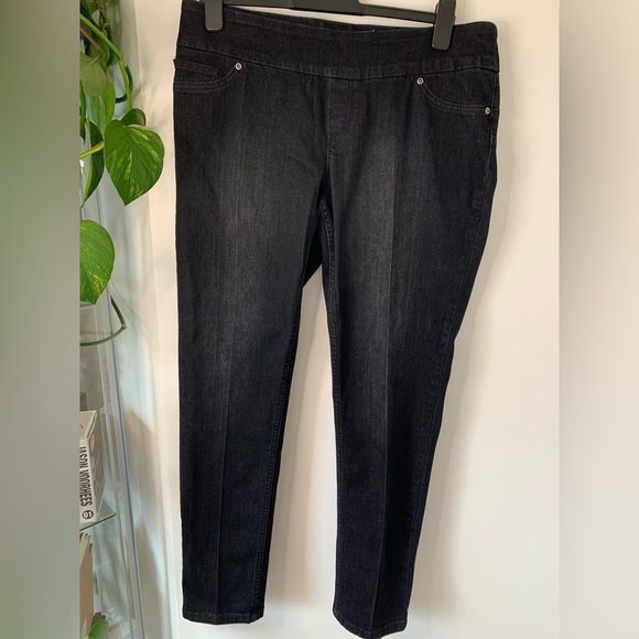 UP Black Skinny Jeans Sleek Modern Design - Picture 5 of 6